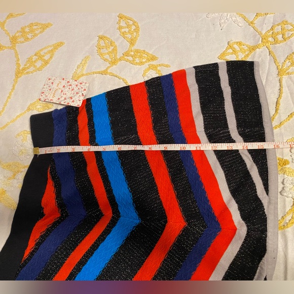 Free People Chevron Print Knit Material Skirt (NWT) - Picture 7 of 7